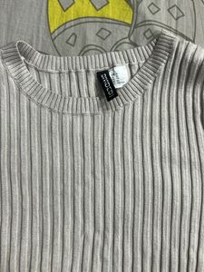 ribbed grey top