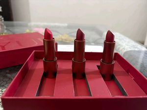 HYUE Velvet Lip Kit - Crimson Shades