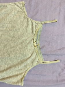 bow cami top with lace neckline 🪽