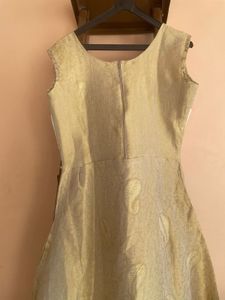 Elegant Embroidered Anarkali Kurta