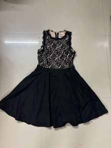 Elegant Black Lace Dress
