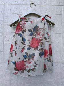 New with tag Floral Cute Korean Blaze top
