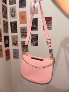 baby pink sling bag