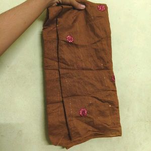 Elegant Brown Kurta Set with Floral Embroidery