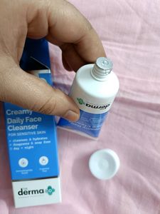 The Derma Co Creamy Daily Face Cleanser