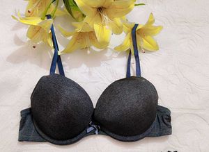 Very Beautiful Paded Bra With Penty