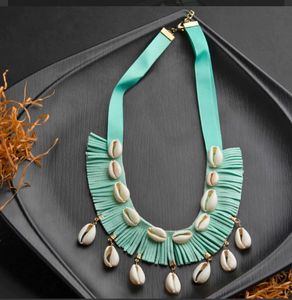 Boho Orange Shell Choker Necklace