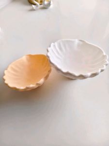 Decorative Bow Basket