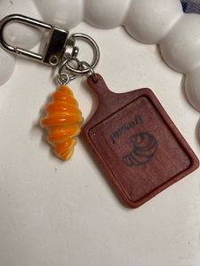 Cute Croissant &amp; Cutting Board Keychain