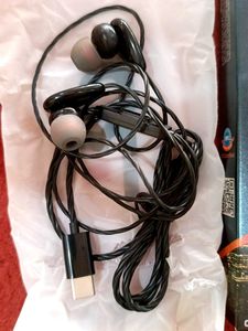 RD Earphone Type-C Extra Bass