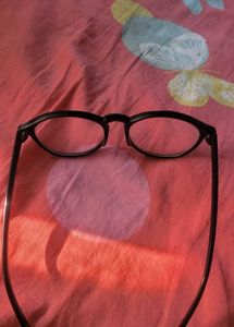 Stylish Round Black Eyeglasses