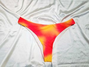 🇳🇿💫🎀Vibrant Tie-Dye Bikini Bottoms