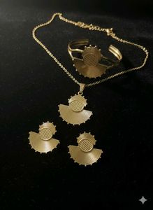 Elegant Gold-Tone Jewelry Set