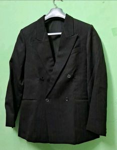 Men's Black Double-Breasted Suit of 2