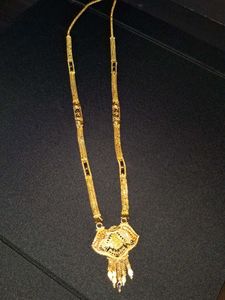 Elegant Golden mangalsutra