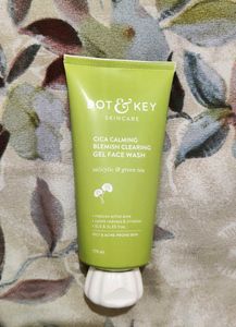 Dot & Key Cica Calming Face Wash