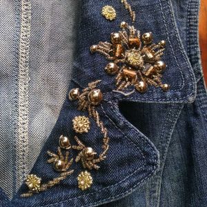 Stylish denim vest