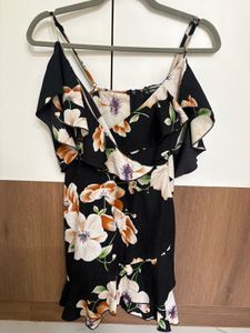 Floral Print Cold Shoulder Ruffle Dress