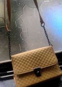 Quilted Chain Strap Crossbody Bag