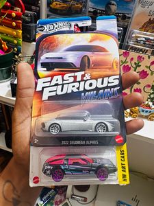 Hot wheels set of 2 deloreon imported