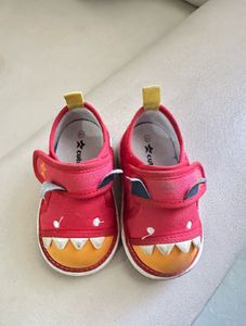Combo Max 9-12 Months Tee / 2 Pair Cute walk Shoes
