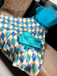 Anarkali Kurta And Pant Set For Girls