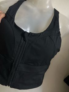 Black Front Zip Sports Bra