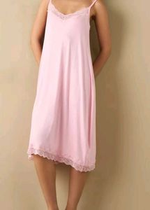 Pink satin lace nighy/ robe set