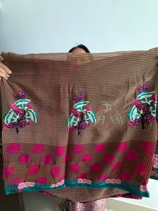Embroidered flowery checkered saree with blouse pi
