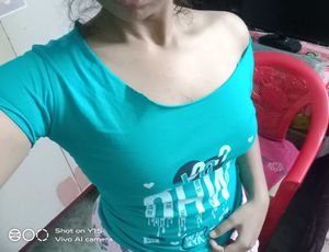 Teal Graphic T-Shirt
