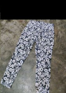 Floral Print High-Waisted Pants