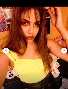 Newme Yellow One-Shoulder Crop Top