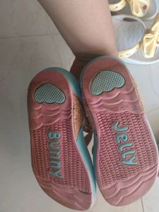 Jelly Bunny (Usa 3-4 Sized) Comfortable And In A Very Good Condition
