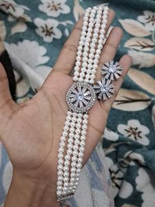 Elegant Pearl and Crystal Jewelry Set