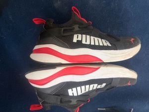 Puma Sneakers - Black and Red
