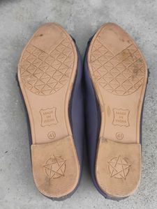 Comfortable Blue Flats