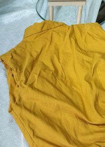 Mustard Crop Top💕