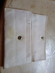 Hunt White Genuine Leather Wallet
