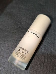 MAC Hyper Real Serumizer