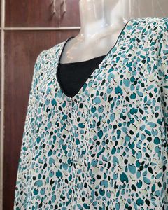 Chic Printed V-Neck Long Sleeve Top