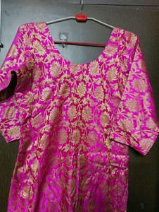 Vibrant Pink Brocade Kurta