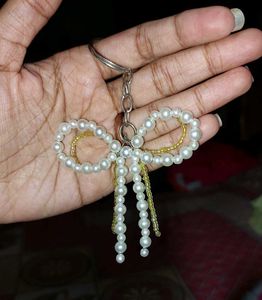 Beaded Bow Keychain