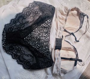 Victoria's Secret Lace Push-Up Bra