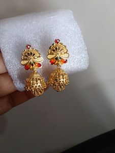 Exquisite Gold Jhumka Earrings