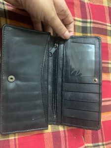 Black Leather Textured Wallet