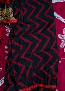 Elegant Black &amp; Red Kurta Set