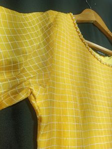 Imara Yellow Printed Women's Kurta