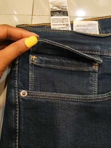 Men's Dark Wash Straight Fit Jeans