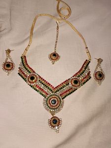 Malti colour Necklace With Mang Tika