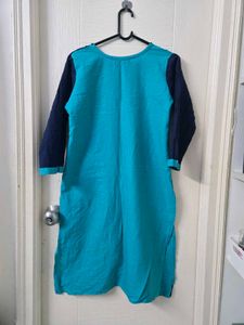 Stylish Blue Embroidered Kurta